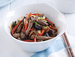 GOAT AND RED CAPSICUM STIR FRY